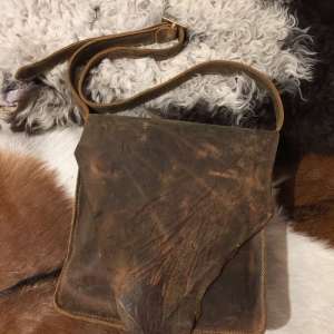 Sac cuir retourné